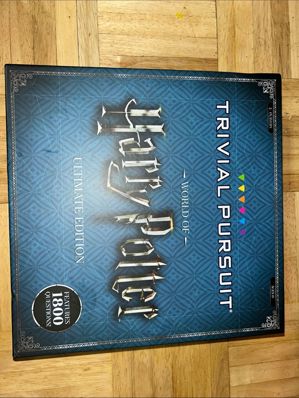 Trivial Pursuit World of Harry Potter Ultimate Edition - Blue Game Box